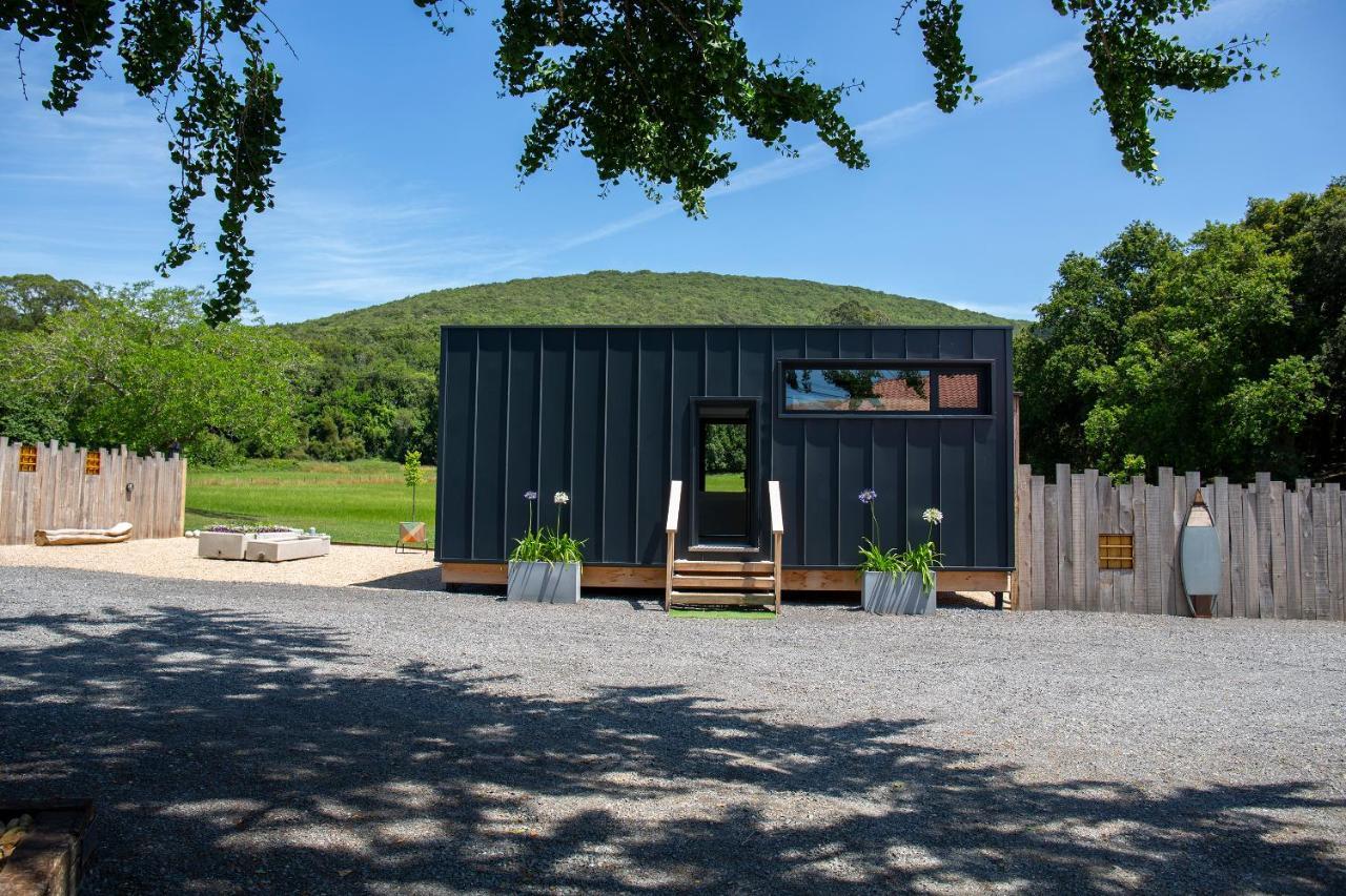 Vibe Luxury Cabins Arnuero Extérieur photo